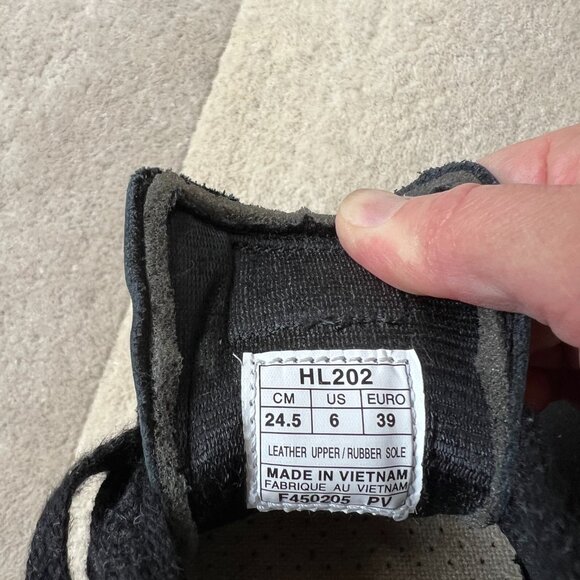 RARE ASICS Onitsuka Tiger - black and grey - women's 7.5 - Picture 8 of 8